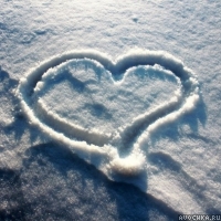 Картинка со снежным сердцем